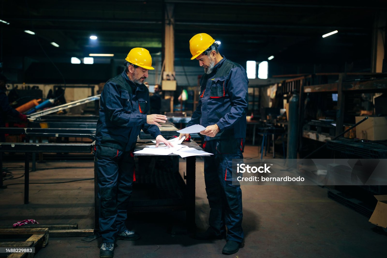 خدمات التركيب والصيانة